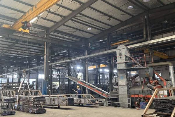 Xingyong Aluminum Extrusion Production for Pool Cover Reel Tubes at Xingyong aluminum pole factory