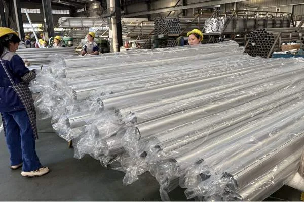 aluminum telescopic poles OEM packaging bulk shipment ready cartons