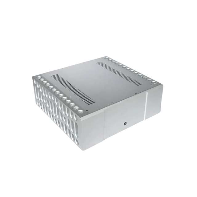 Aluminum amplifier chassis