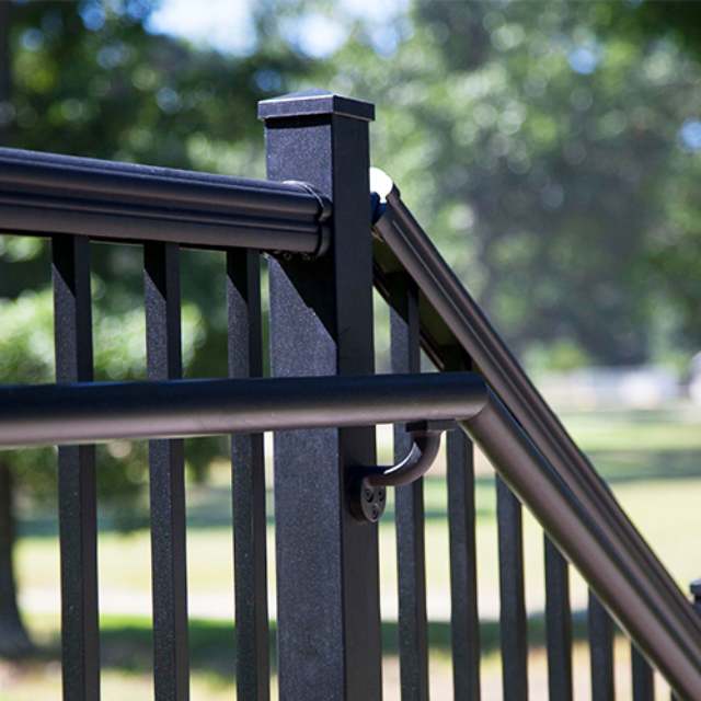Extruded Aluminum Rails