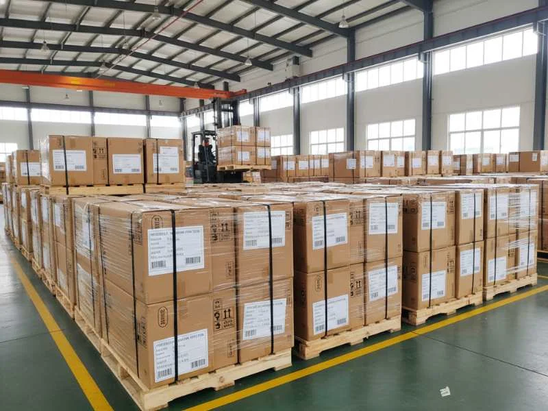 OEM aluminum telescopic poles packed in cartons and pallets for international trade