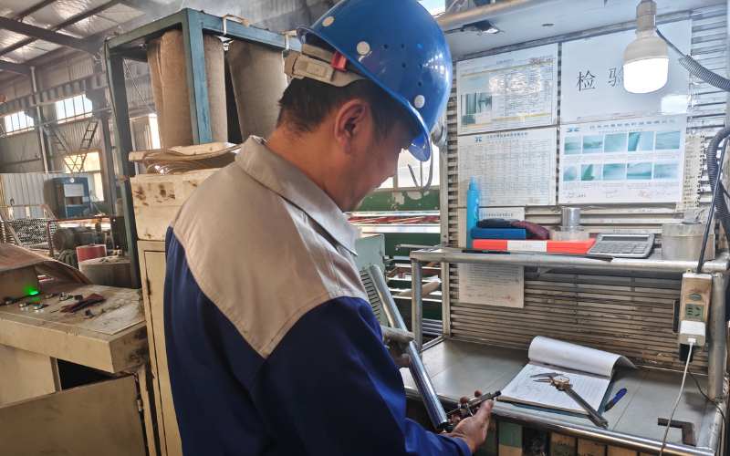 Certified Xingyong aluminum pole manufacturer factory in Huai'an, China