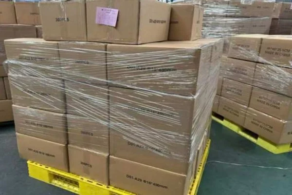 Private-label aluminum pole cartons with barcode labels and export packing