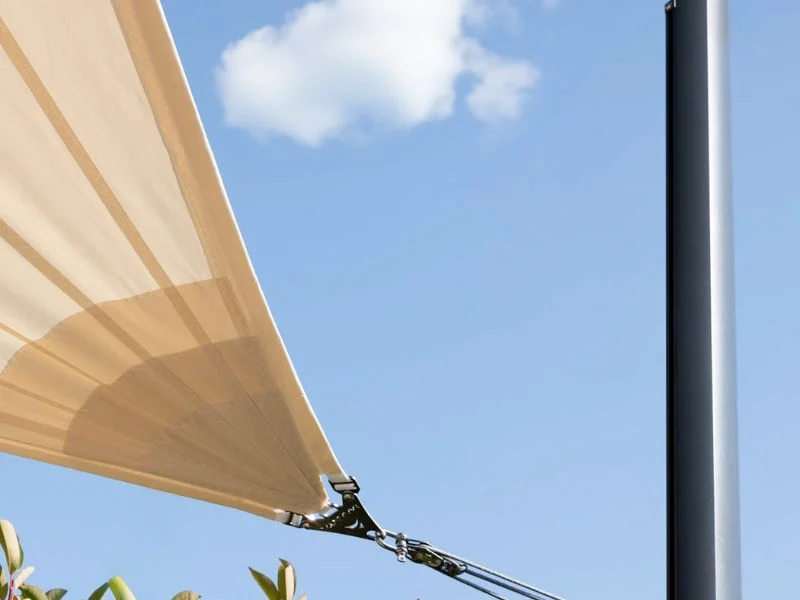 Adjustable height shade sail pole joint